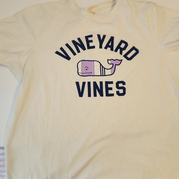 Vineyard Vines Cream T-Shirt with Whale Logo - Picture 3 of 6
